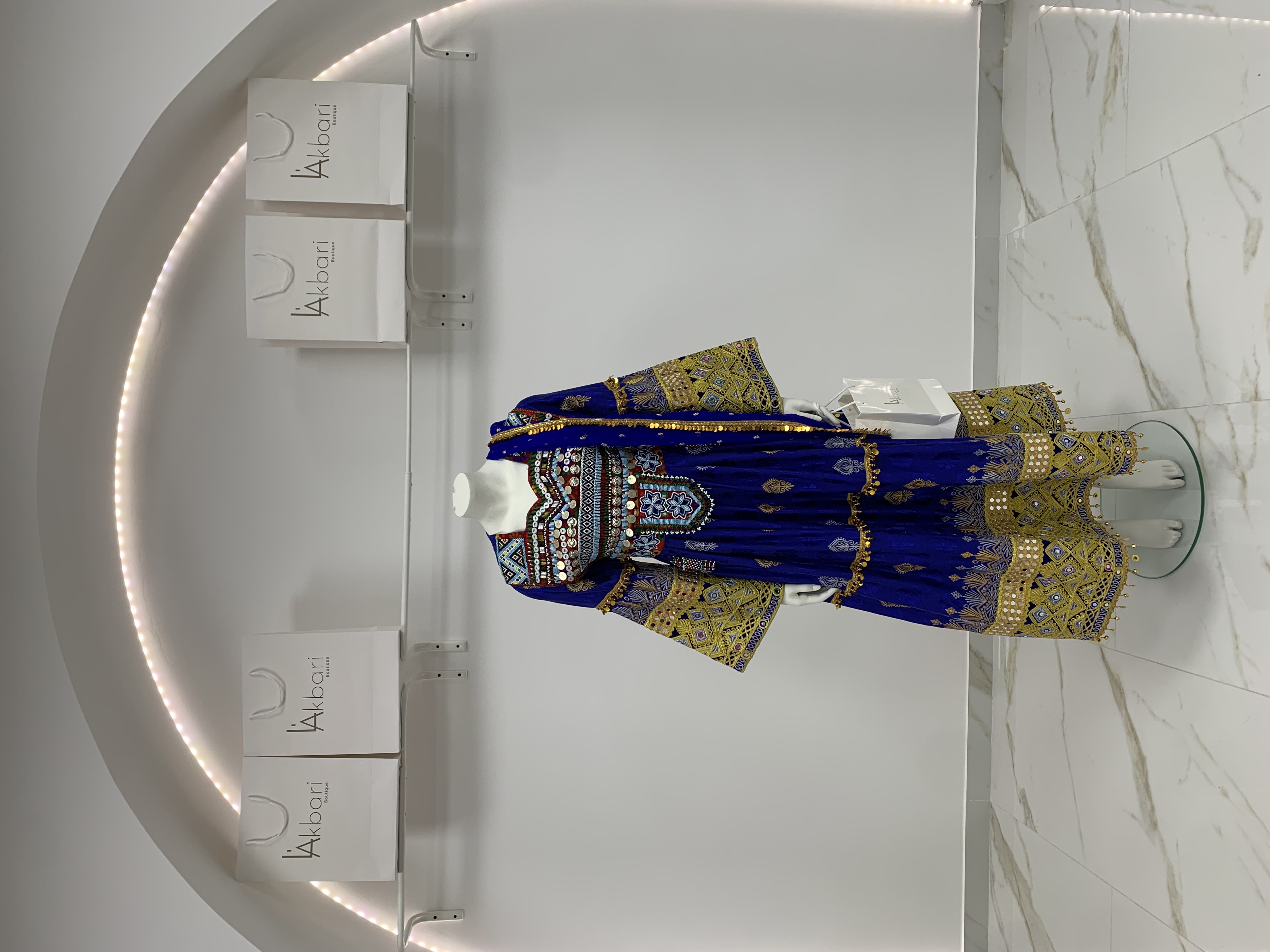 Traditionele Afghaanse jurk - voorkant